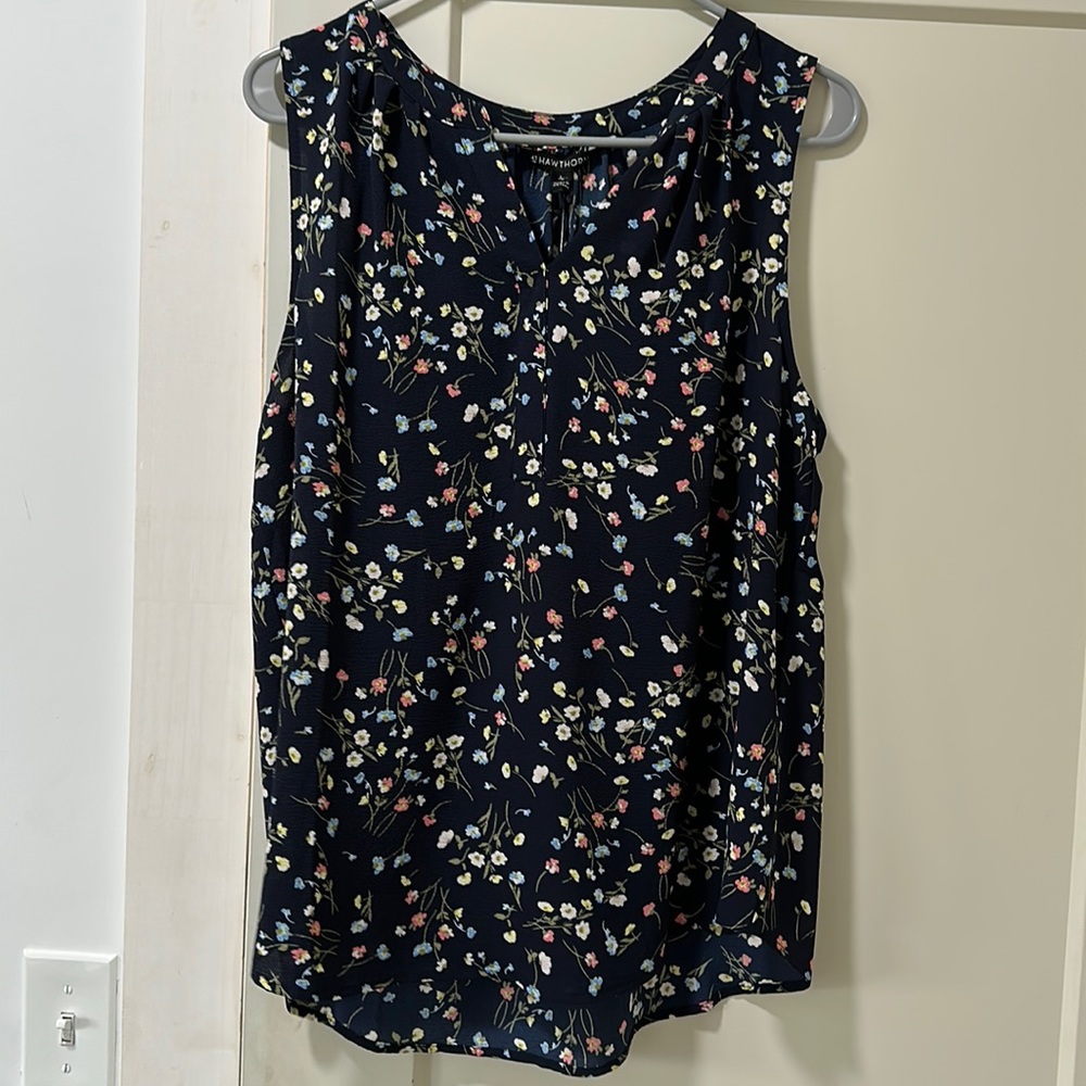 Sleeveless blouse